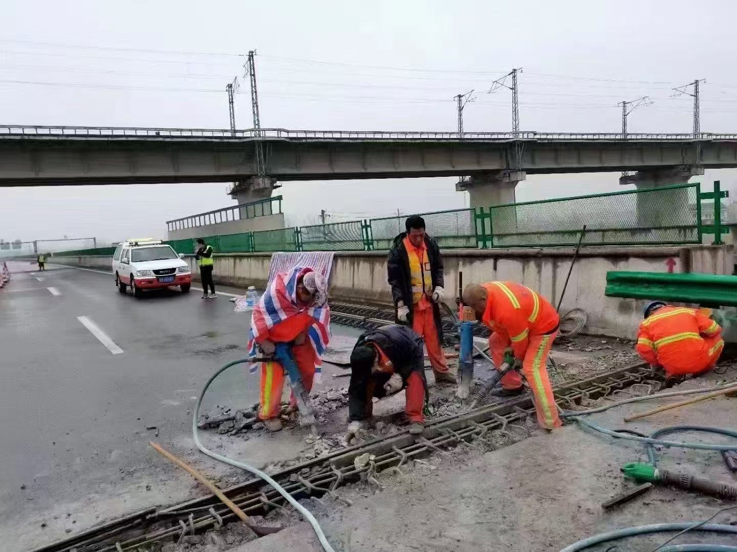 遂宁桥梁伸缩缝抢修料